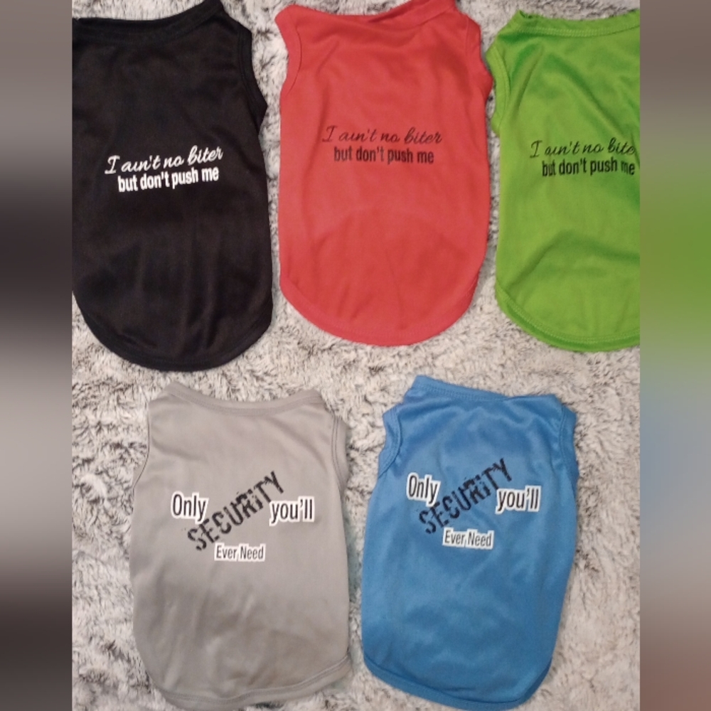 Never Worn Brand New Small Dog Printed T-shirts (5)